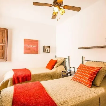 Stunning 2 Bed Penthouse In Tuhillo, Area